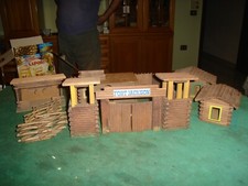 Fortino legno jakson usato  Roma