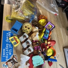 Lote misto de vários temas de brinquedos McDonald’s Happy Meal comprar usado  Enviando para Brazil