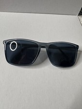 Lunette soleil hugo d'occasion  Saint-Alban-Leysse