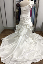 Pronovias ivory wedding for sale  NOTTINGHAM