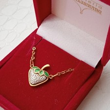 Collana con ciondolo usato  Nereto