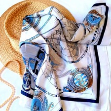 Luxury feel scarf for sale  LEEK