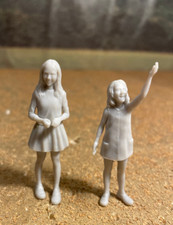 Figuren 2 mädchen gebraucht kaufen  Mönchengladbach