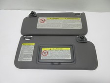 Viseira solar lateral de vinil 1997-2004 Nissan Pathfinder Infiniti QX4 motorista e passageiro, usado comprar usado  Enviando para Brazil