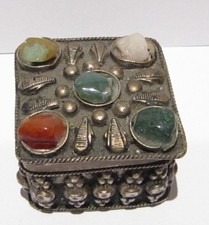  MAGNIFICENT MIDDLE 20TH.C. CAIXA DE BUGIGANGAS DE METAL, PEDRA REAL DECORADA # 488, usado comprar usado  Enviando para Brazil