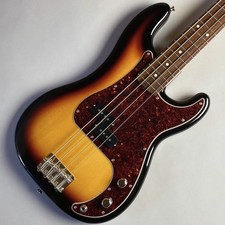 Fender traditional precision d'occasion  Expédié en France