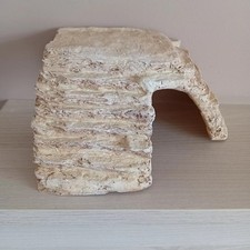 Komodo sandstone resin for sale  CANNOCK