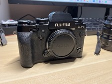 Fujifilm mirrorless digital for sale  New Providence
