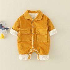 Ensemble pantalons jaune d'occasion Ensemble pantalons jaune d'occasion  Aix-les-Bains