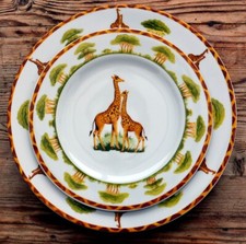 Lot assiettes porcelaine d'occasion  Beauvais