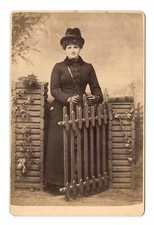 Woman lady gate for sale  Whitehall