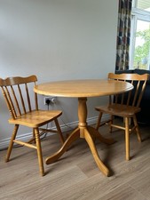 Dining table chairs. for sale  READING