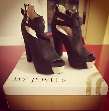 Bellissime scarpe scamosciate usato  Alba Adriatica