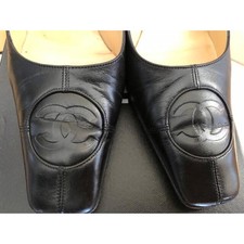 Usado, CHANEL Bombas Salto Couro Preto Logotipo CC Biqueira Quadrada UE35.5 US5.5 Japão F/S USADO comprar usado Usado, CHANEL Bombas Salto Couro Preto Logotipo CC Biqueira Quadrada UE35.5 US5.5 Japão F/S USADO comprar usado  Enviando para Brazil