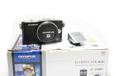 Fotocamera olympus pen usato  Modena