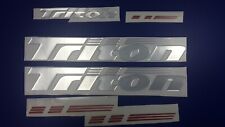 farol milha triton 2012 comprar usado  Enviando para Brazil