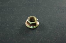 Dado flangiato m10x1 usato  Barletta