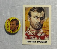 Usado, BOTÃO DE CRACHÁ VINTAGE JEFFREY DAHMER E CARTÃO COMERCIAL.   comprar usado  Enviando para Brazil