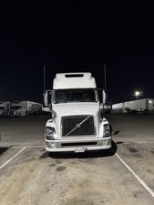2016 volvo vnl for sale  Burbank