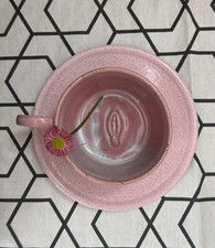 Art érotique. tasse d'occasion  Notre-Dame-de-Gravenchon