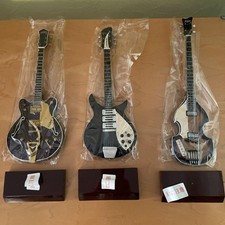 Instrumento musical boneco dos Beatles comprar usado  Enviando para Brazil