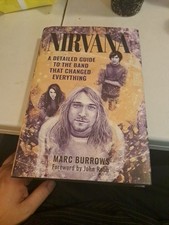Nirvana : A Detailed Guide to the Band That Changed Everything, Hardcover by ... comprar usado  Enviando para Brazil