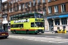 35mm Slide London Country Volvo B10M-50 EL H670GPF c1991 Original comprar usado  Enviando para Brazil