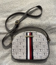 Tommy hilfiger crossbody for sale  NEWCASTLE UPON TYNE