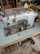 Machine coudre professionnelle d'occasion  Fère-en-Tardenois