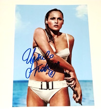 Autografo ursula andress usato  Settimo Milanese