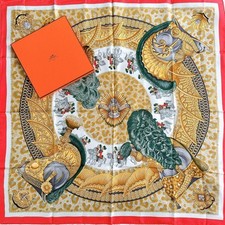 Hermes carre silk d'occasion  Expédié en Belgium