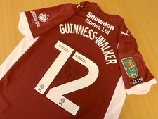 CAMISA CARABAO CUP NORTHAMPTON TOWN | 12 | GUINNESS-WALKER | 2025/2026 | Tamanho M comprar usado  Enviando para Brazil