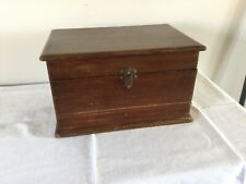 Caixa de madeira antiga vintage com tampa articulada 33,5 x 22,5 x 19cm comprar usado  Enviando para Brazil