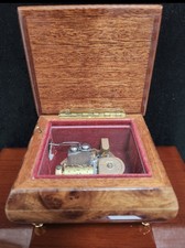 Spieldose alte holzschatulle gebraucht kaufen Spieldose alte holzschatulle gebraucht kaufen  Wiesbaden