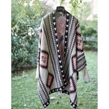 Poncho con maniche usato  Italia