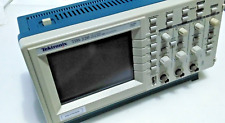 Oscilloscopio tektronix tds220 usato  Castellammare di Stabia