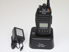 Icom IC-F70S (03) F70S VHF 136-174 256 canais 5W MDC comprar usado  Enviando para Brazil