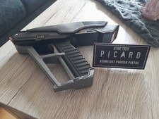 Star Trek Picard Starfleet Phaser Pistol Resin Cast Prop Replica with Plaque  comprar usado  Enviando para Brazil