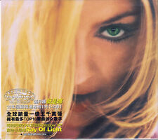 Madonna – GHV2 (Greatest Hits Volume 2) TAIWAN FOLD-OUT CASE WITH 40 PAGE BOOK comprar usado  Enviando para Brazil