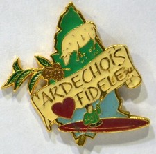 Pin ardeche ardechois d'occasion  Monsols