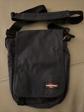 Eastpack umhängetasche dunkel gebraucht kaufen  Ratingen