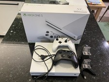 Xbox one 1tb usato  Alessandria