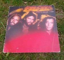Disco de vinil LP The Bee Gees Spirits Have Flown muito bom estado comprar usado  Enviando para Brazil