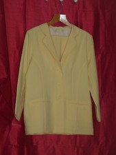 Bel ensemble tailleur d'occasion  Lisieux