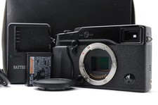 Fotocamera digitale fujifilm usato  Spedire a Italy