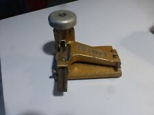 Ancienne agrafeuse bureau d'occasion  Clermont-Ferrand-
