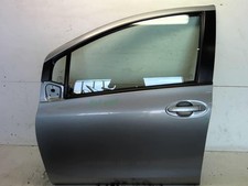 Porte gauche toyota d'occasion  Cléguer
