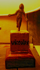 Statuette victoire triomphe d'occasion  Bourg-Saint-Andéol