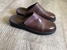 Clarks brown slip for sale  Round Lake