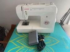 Usado, Máquina de costura Singer 150 aniversário 3810 - Com pedal - Testada comprar usado  Enviando para Brazil